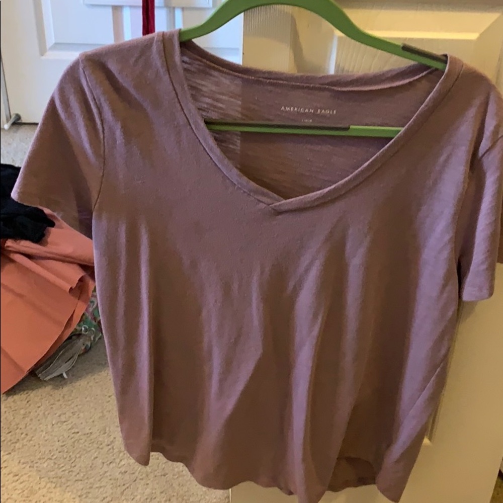 American Eagle tee